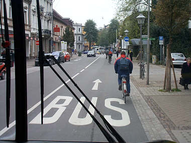 Bus und Fahrrad - kein Gegensatz