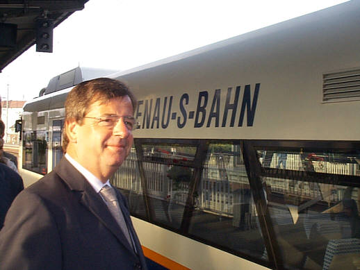Minister Stächele fährt OSB